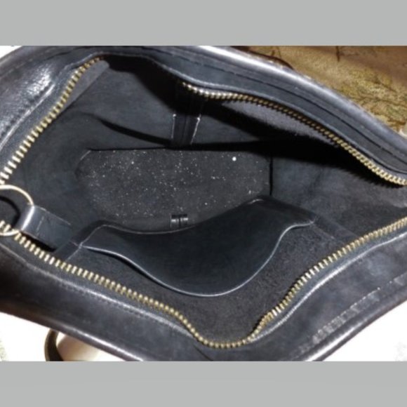 Coach Black Leather Crossbody Bucket Bag - Picture 4 of 8